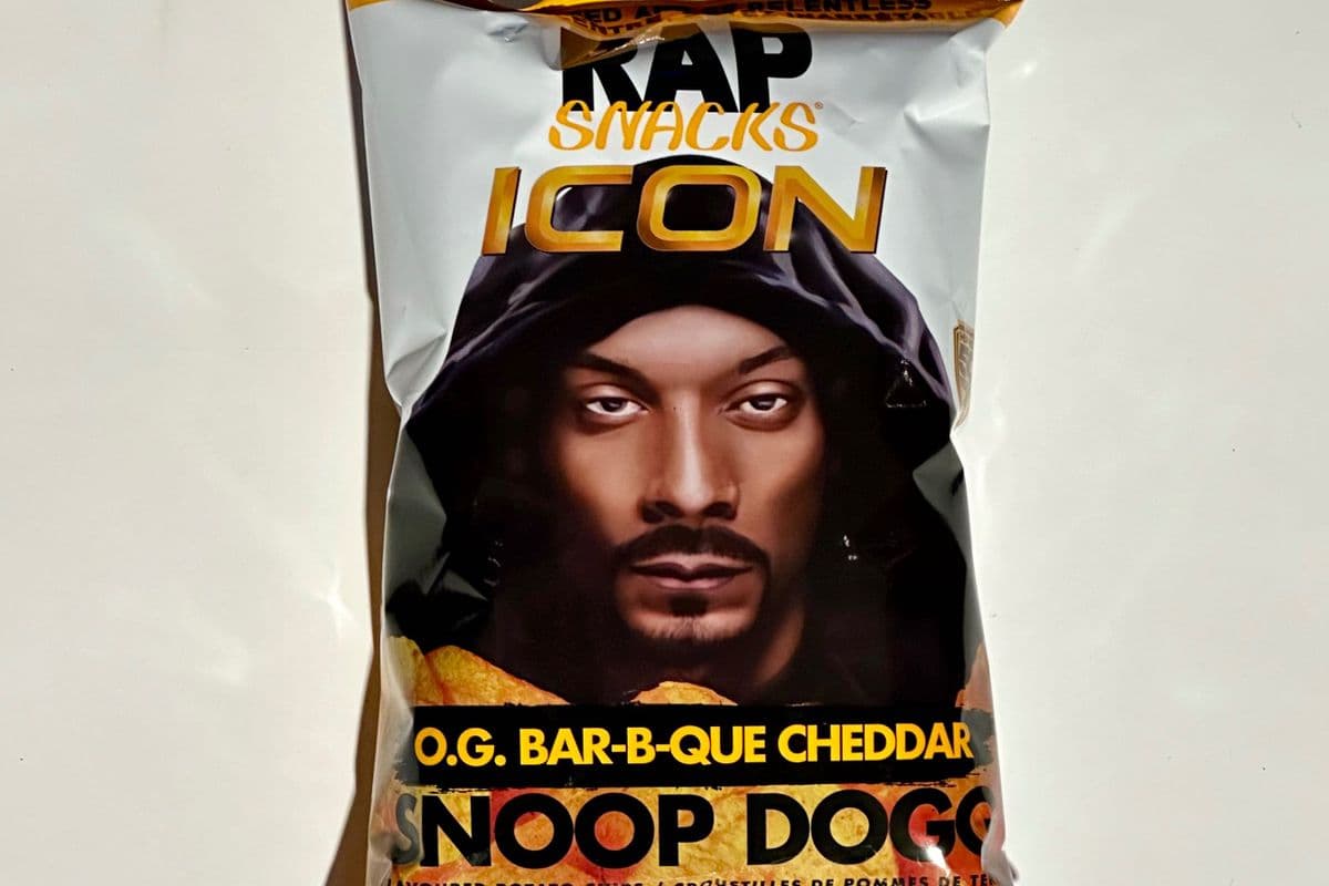 Rap Snacks- Snoop Dogg (OG Bar-B-Que Cheddar) (71 g)