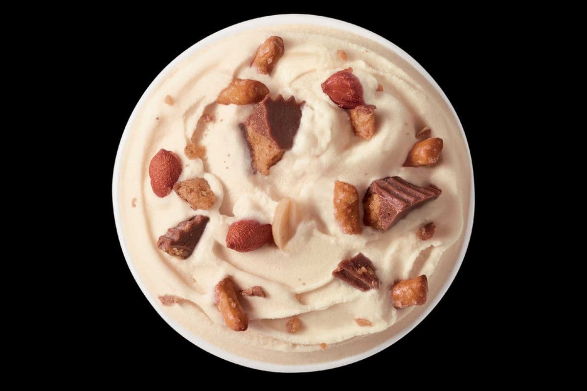 Reese’s Caramel Pretzel Blizzard® Treat: