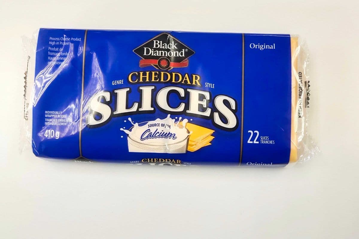 Black Diamond Cheddar Slices (410 g and 22 slices)