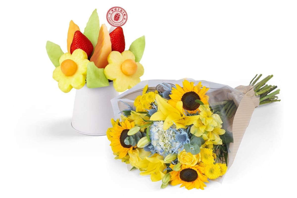 Sweet Appreciation Flowers & Fruit Bouquet Gift