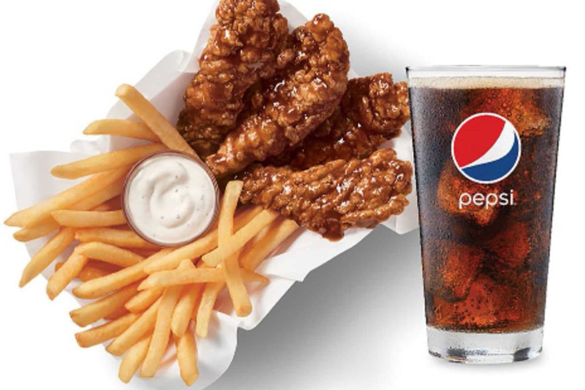 Korean BBQ Sauced & Tossed Chicken Strip Basket with Drink