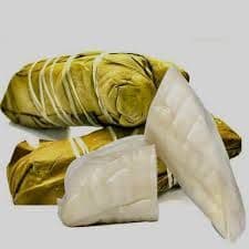 Chikwangue (Cassava Stick) / Chikwangue (Bâton de Manioc)
