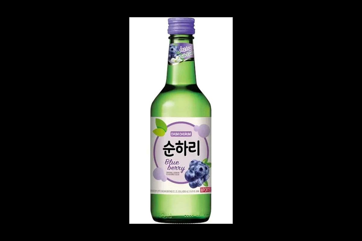 Chum Churum Blueberry - Soju (360 ml Bottle) (1 x 360ML)