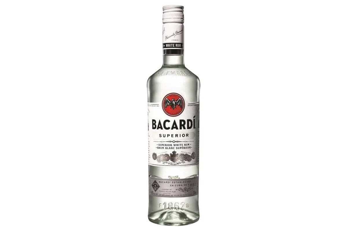 Bacardi Superior White Rum (1 x 750ml)