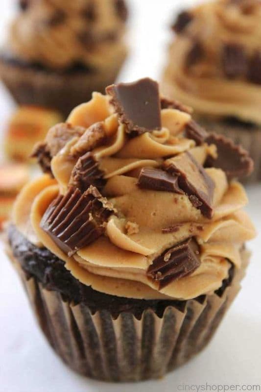 Reese’s Butter Cupcakes
