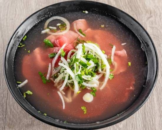 8. Pho Tai 生牛肉粉 / 8. Pho Tai 