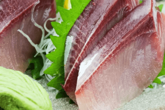 Hamachi Sashimi (7 pcs)