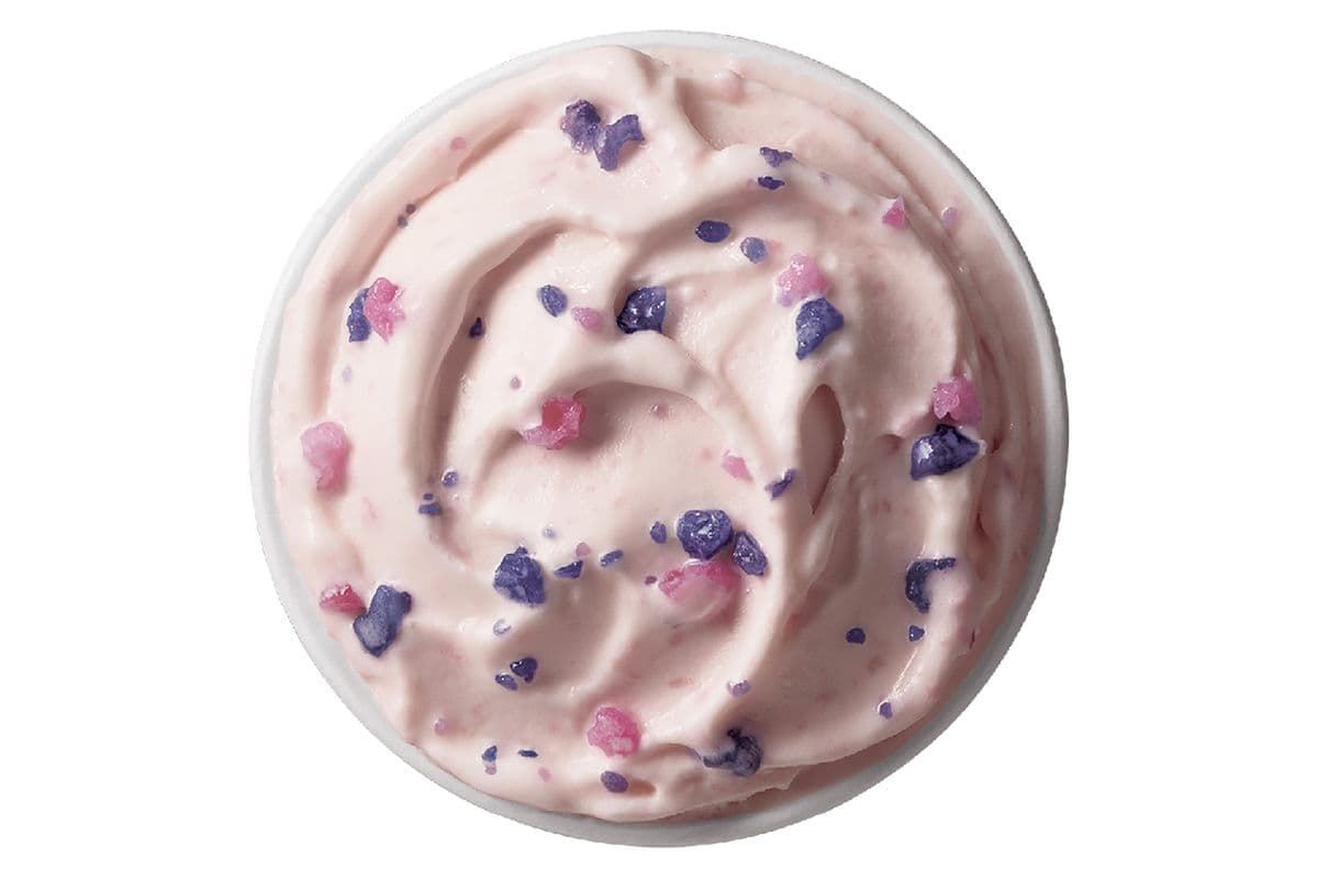 Cotton Candy Blizzard® Treat