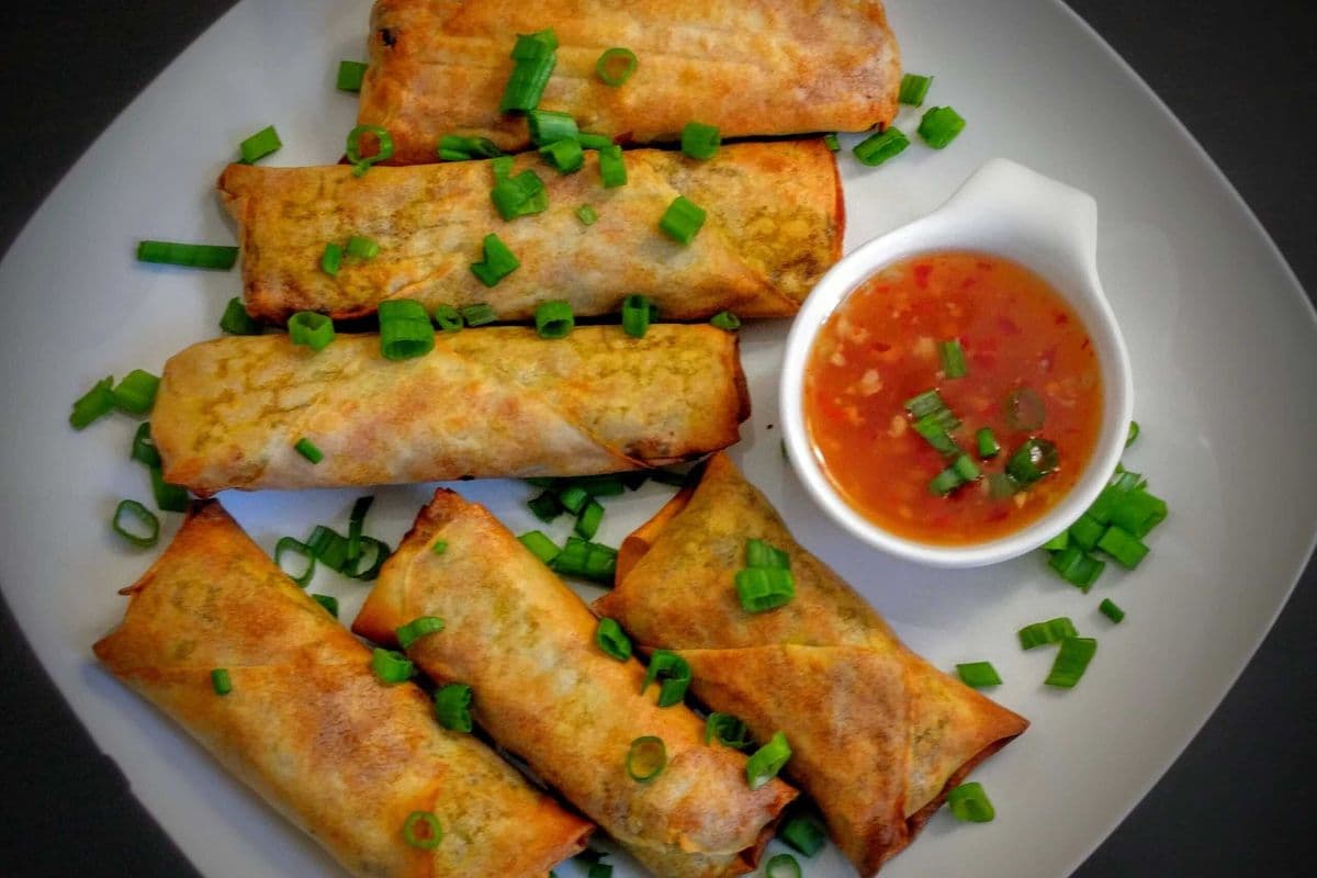 Veg Spring Rolls (6 pcs)