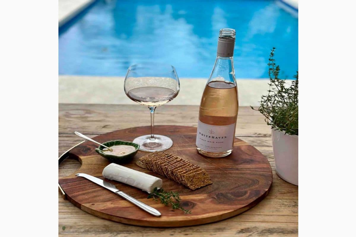 WHITEHAVEN PINOT NOIR ROSE (1 x 750ML)