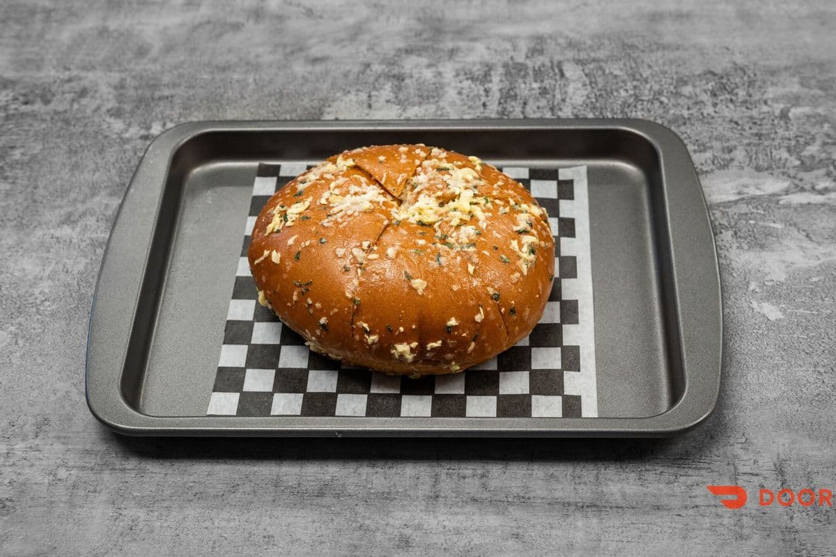 Korean Cream Cheese Garlic Bread