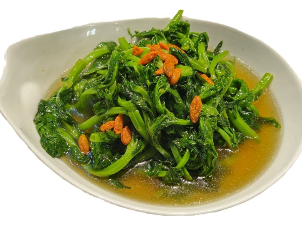 810. Pea shoots supreme broth