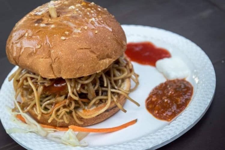 Noodle Burger