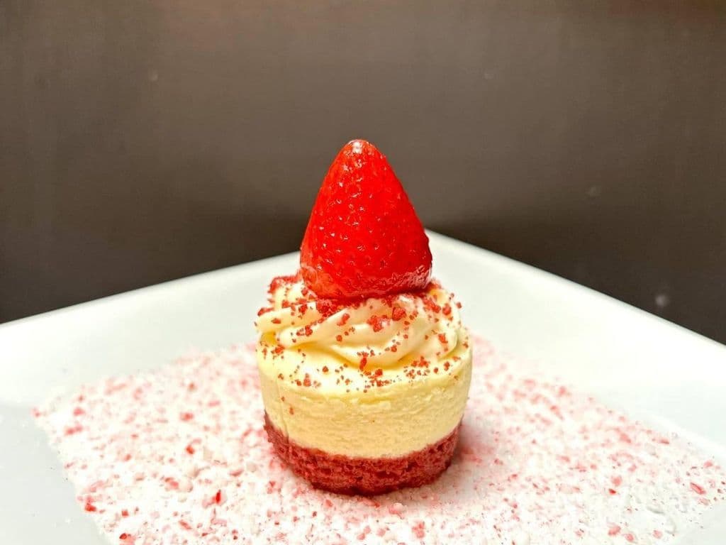 Red Velvet Cheesecake