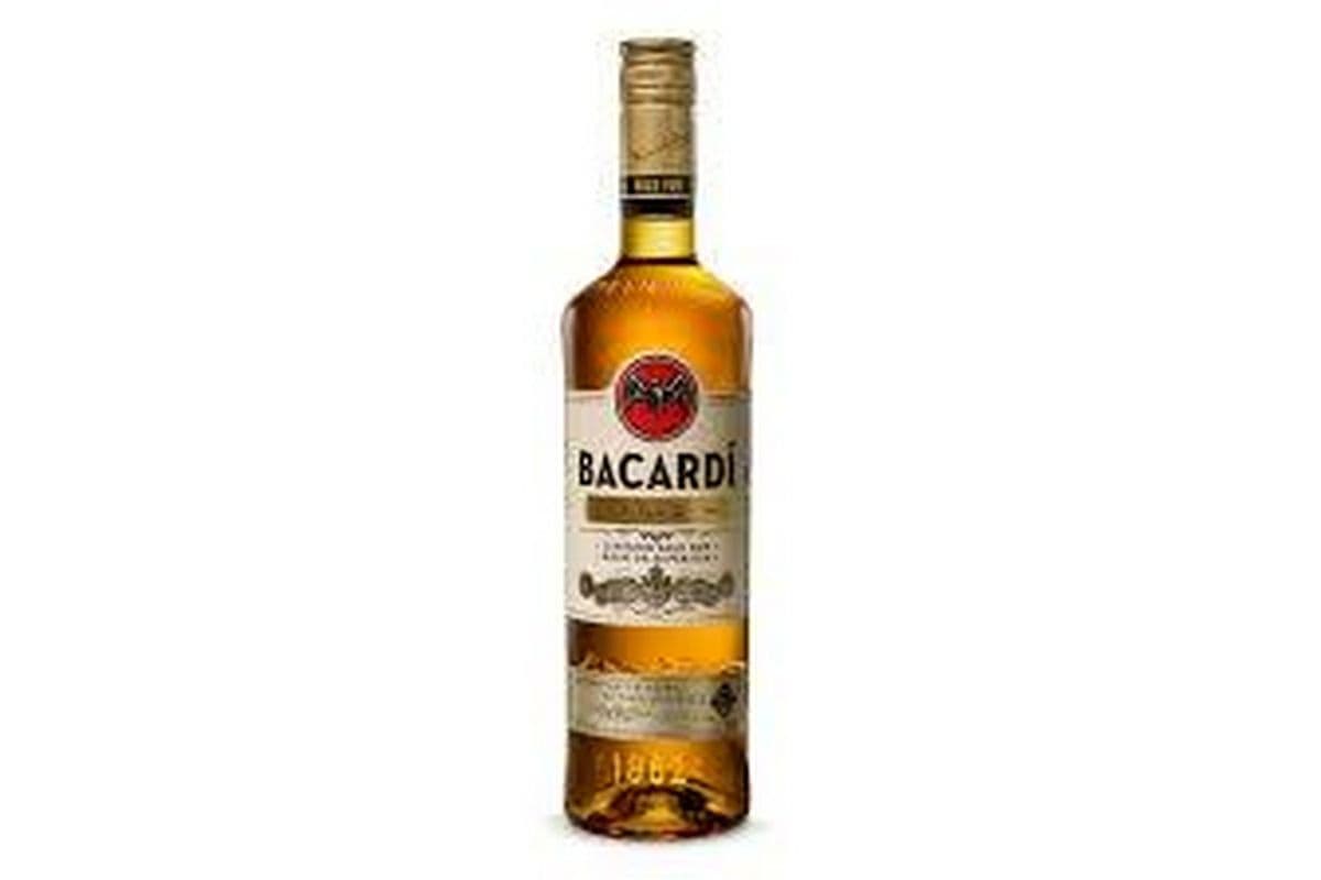 Bacardi Gold Rum (750 ml) (1 x 750ML)