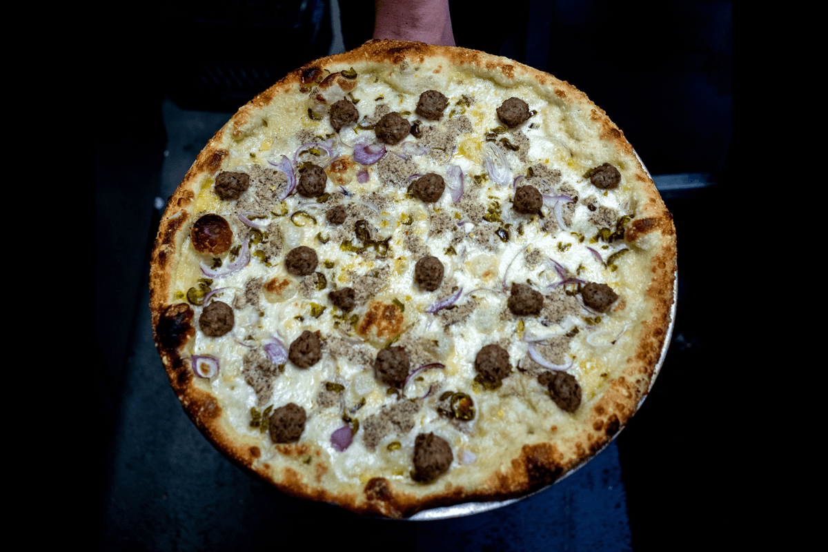 14" Sinatras Special Pizza