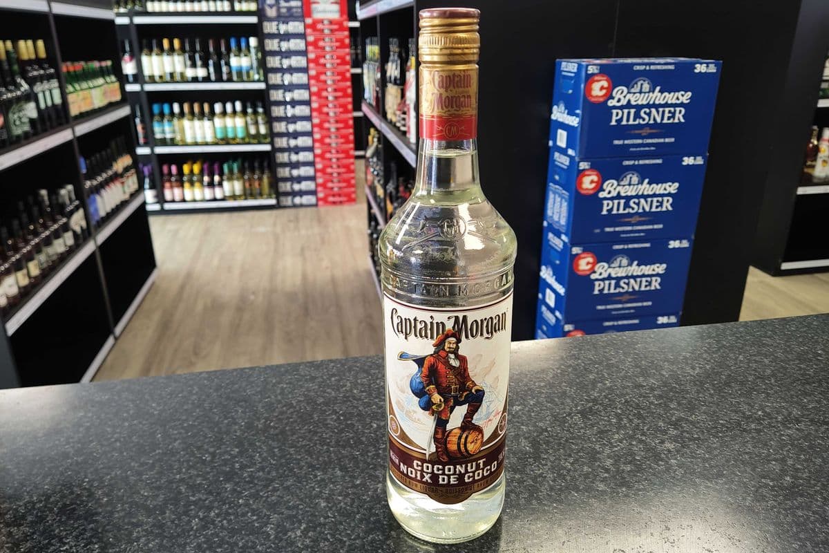 Captain Morgan- Coconut (1 x 750 ml Bottle)