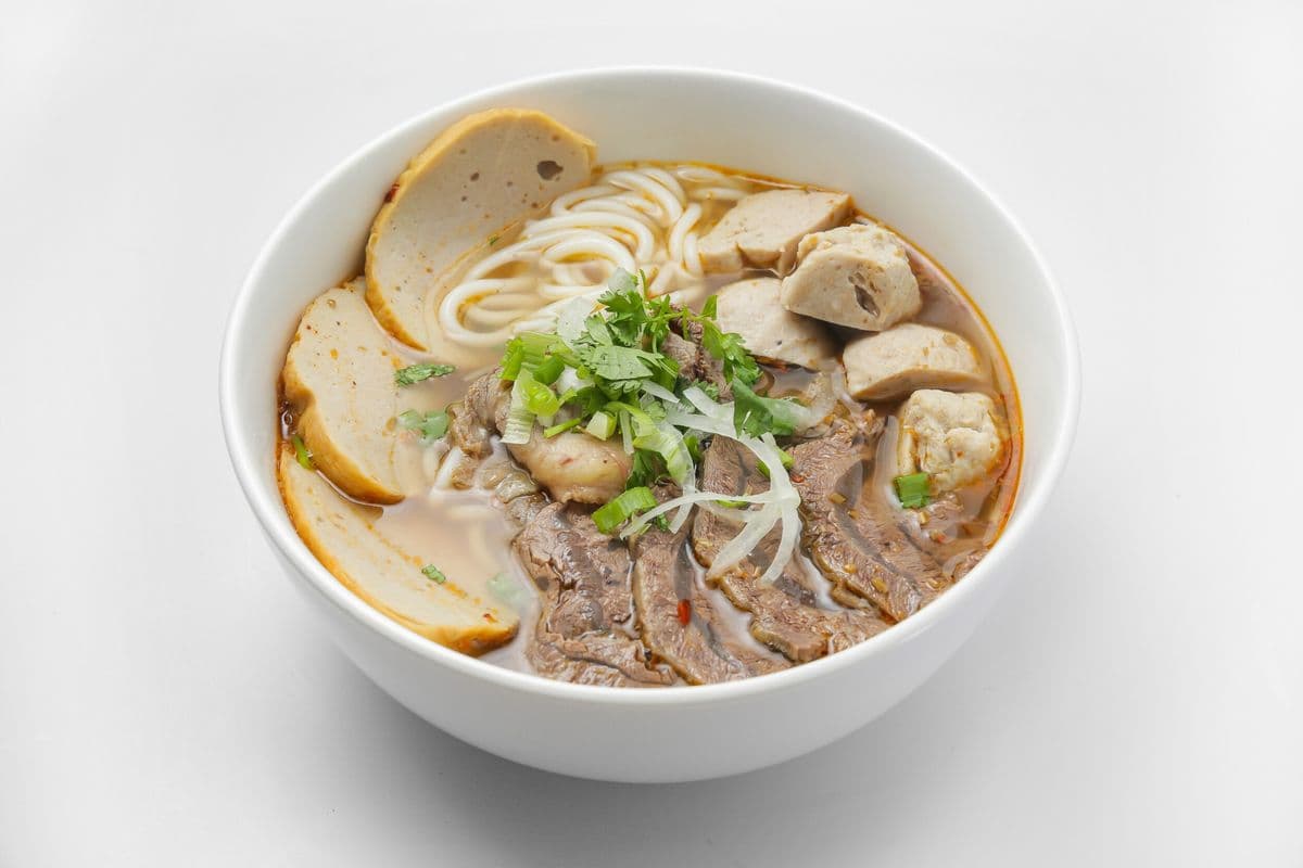 Vietnamese Beef and Pork Noodle Soup / Bún Bò Huế