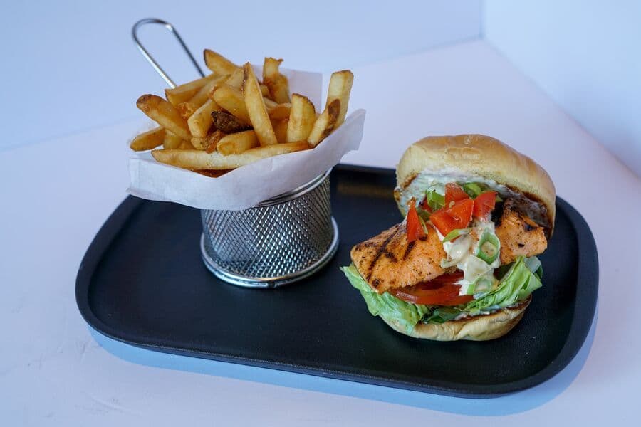FRESH PACIFIC SALMON BURGER