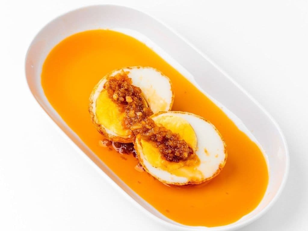 A8. Nyonya Sambal Egg 娘 惹 三 巴 炸 蛋