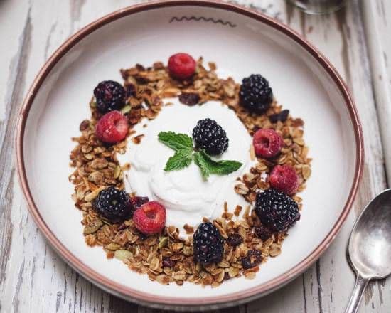 Granola parfait