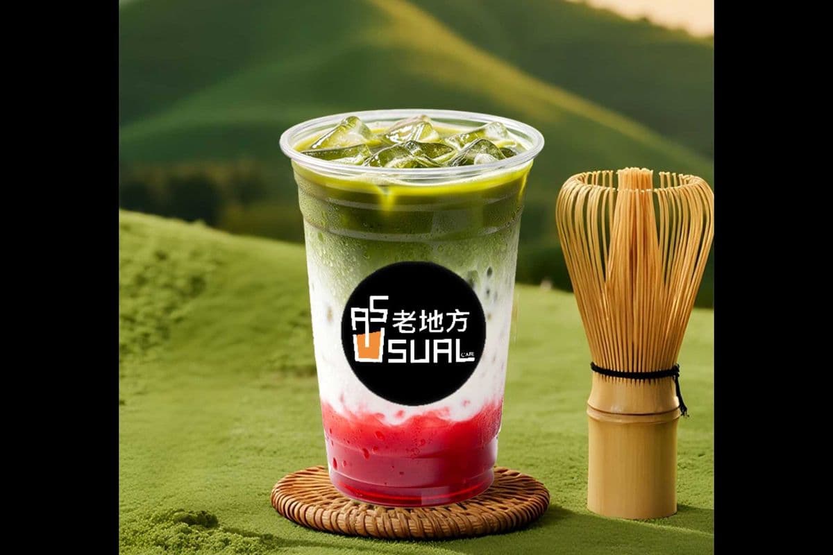 Matcha Strawberry Latte / 抹茶莓莓拿鐵