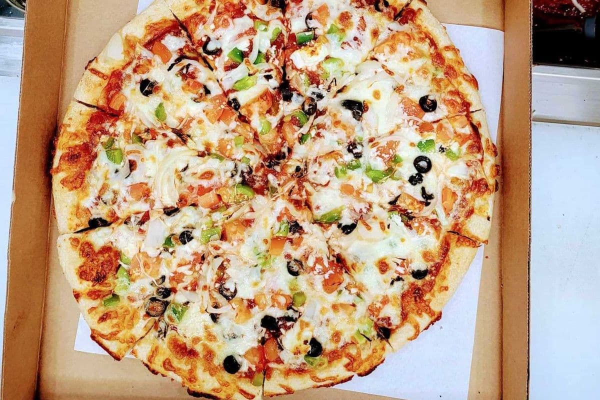 14" Single Greek Specialty Pizza