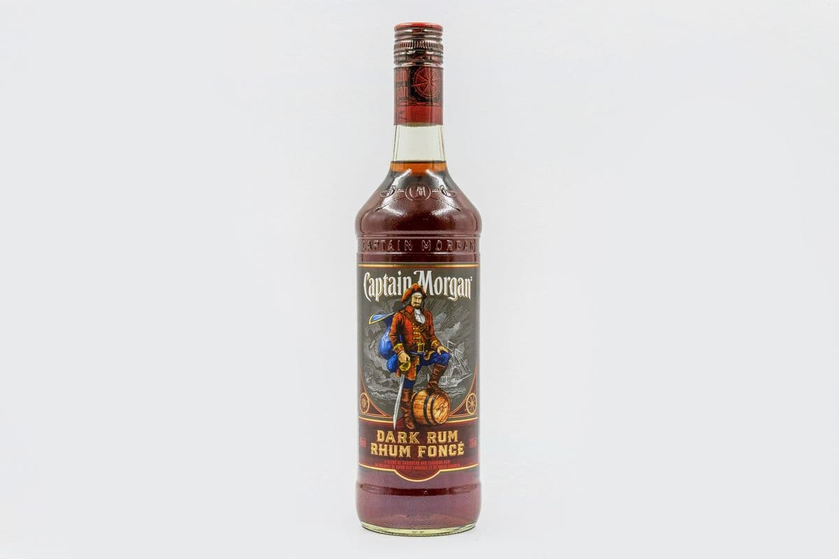Captain Morgan Dark (1 x 750 ml)