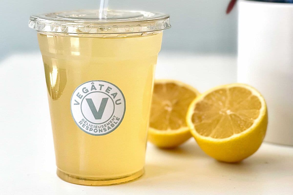 Limonade maison / Homemade Lemonade (12 oz (355 mL)) (191 Cal)