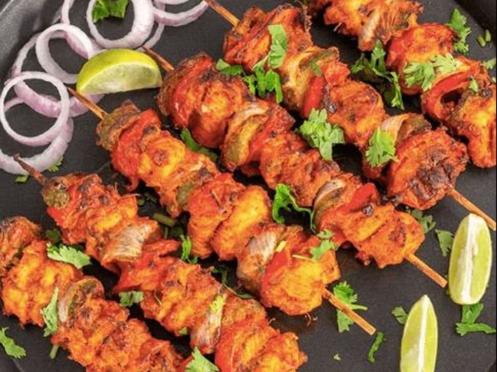 ROYAL CHICKEN TIKKA (6 PCS)