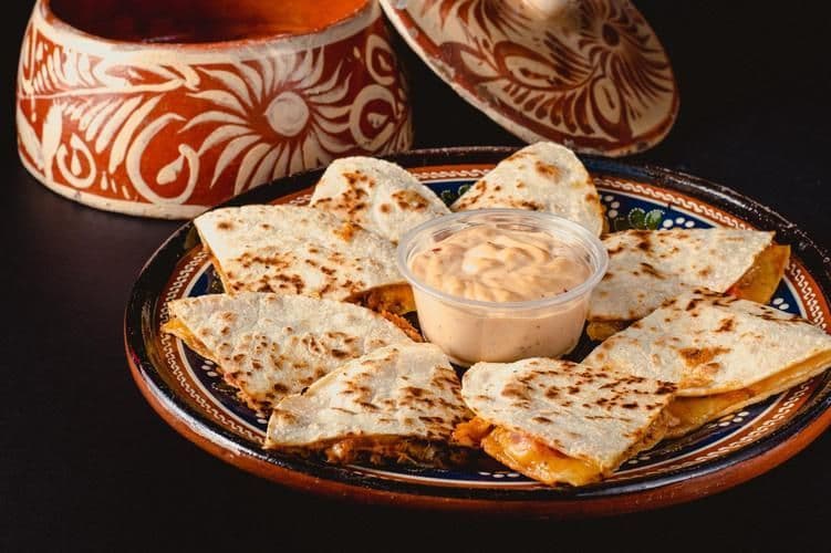CHICKEN QUESADILLA