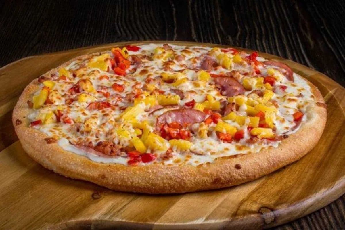 14" The Great White Tropic Pizza