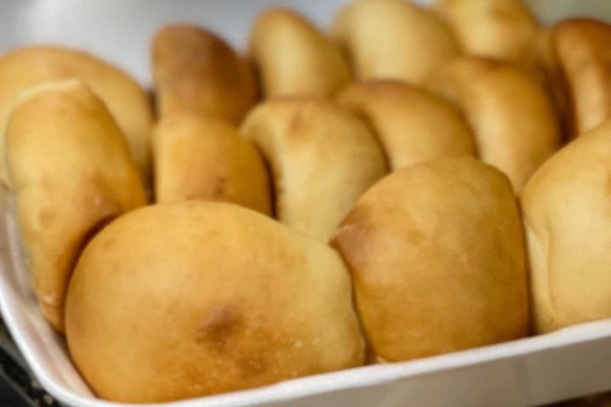 Dinner Buns (12 pcs)