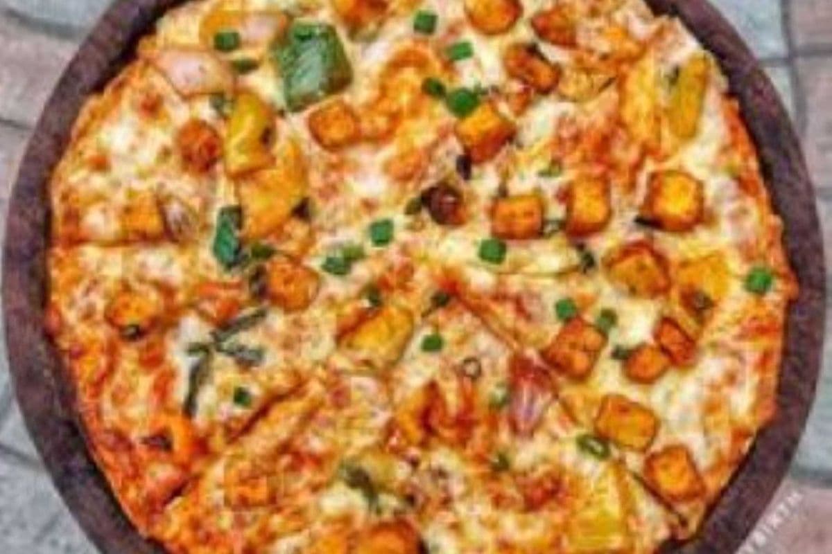 Chatt Patta Paneer Pizza