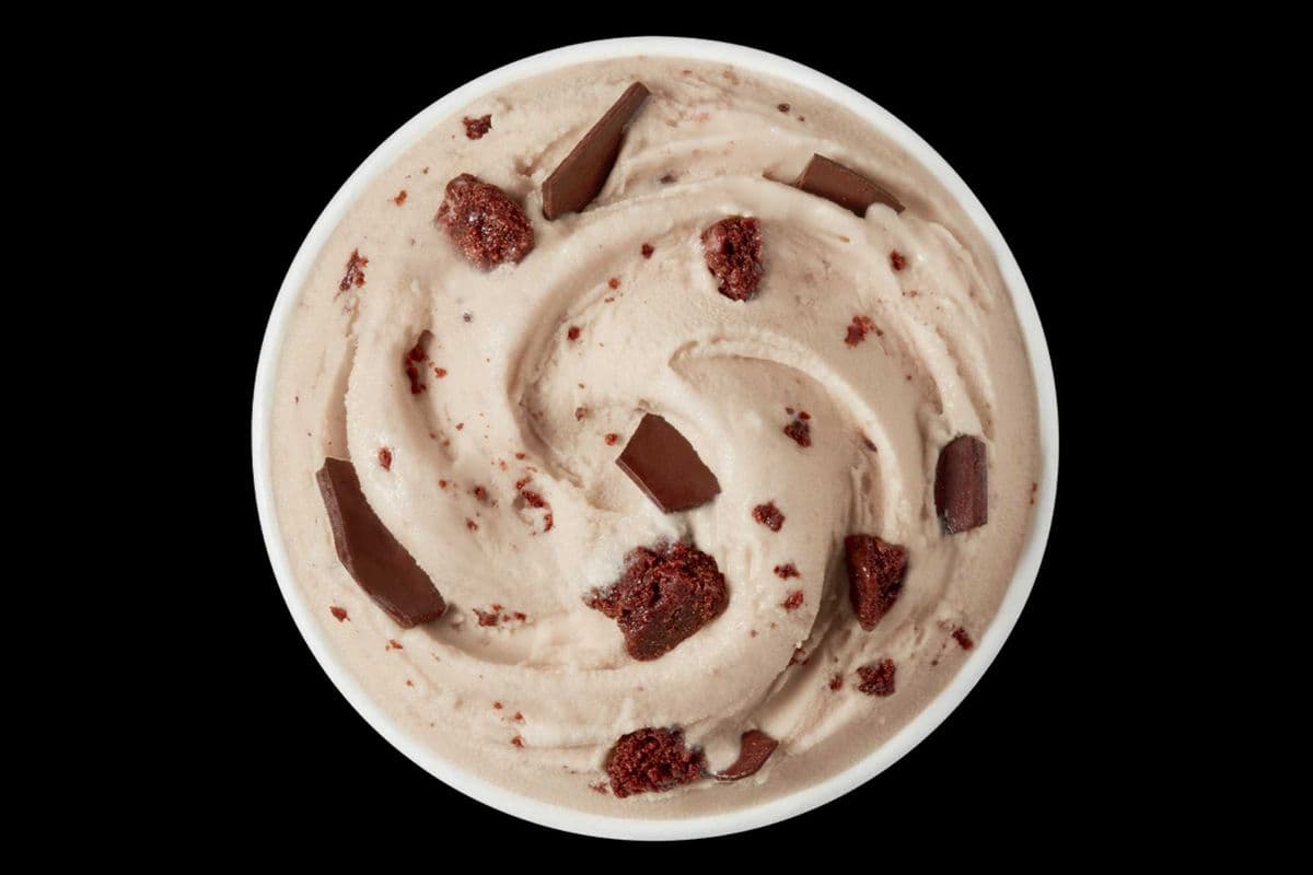 NEW! Mocha Brownie Mudslide BLIZZARD® Treat