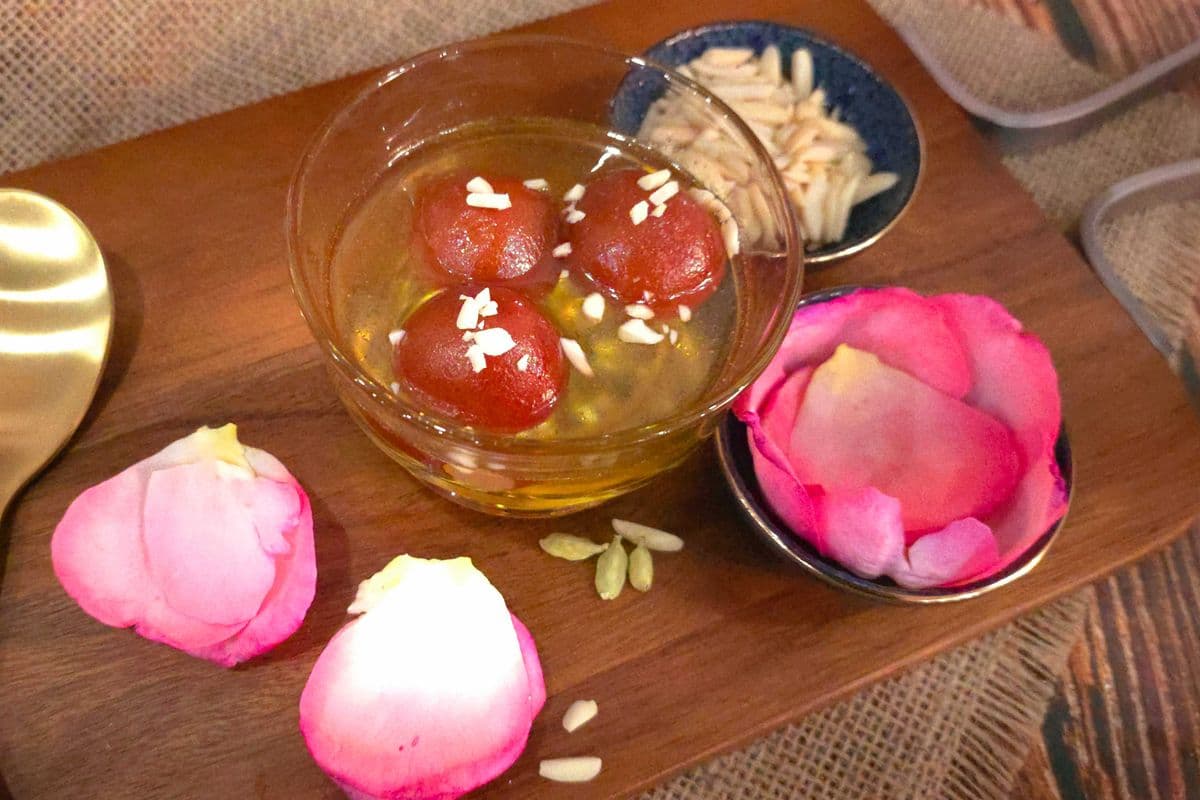 Gulaab Jamun (3pcs)
