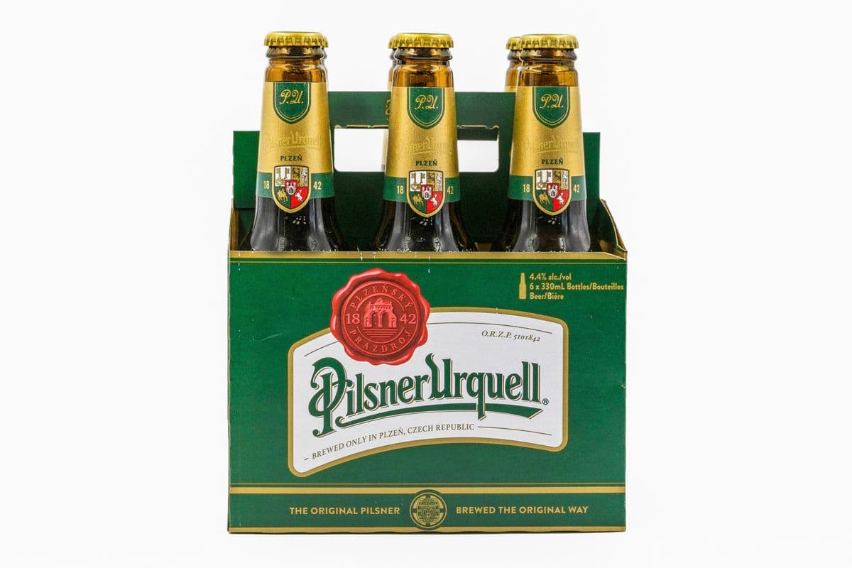 Pilsner Urquell (6 x 330 ml Bottles)
