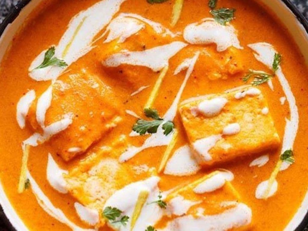 Paneer Butter masala Family Tray