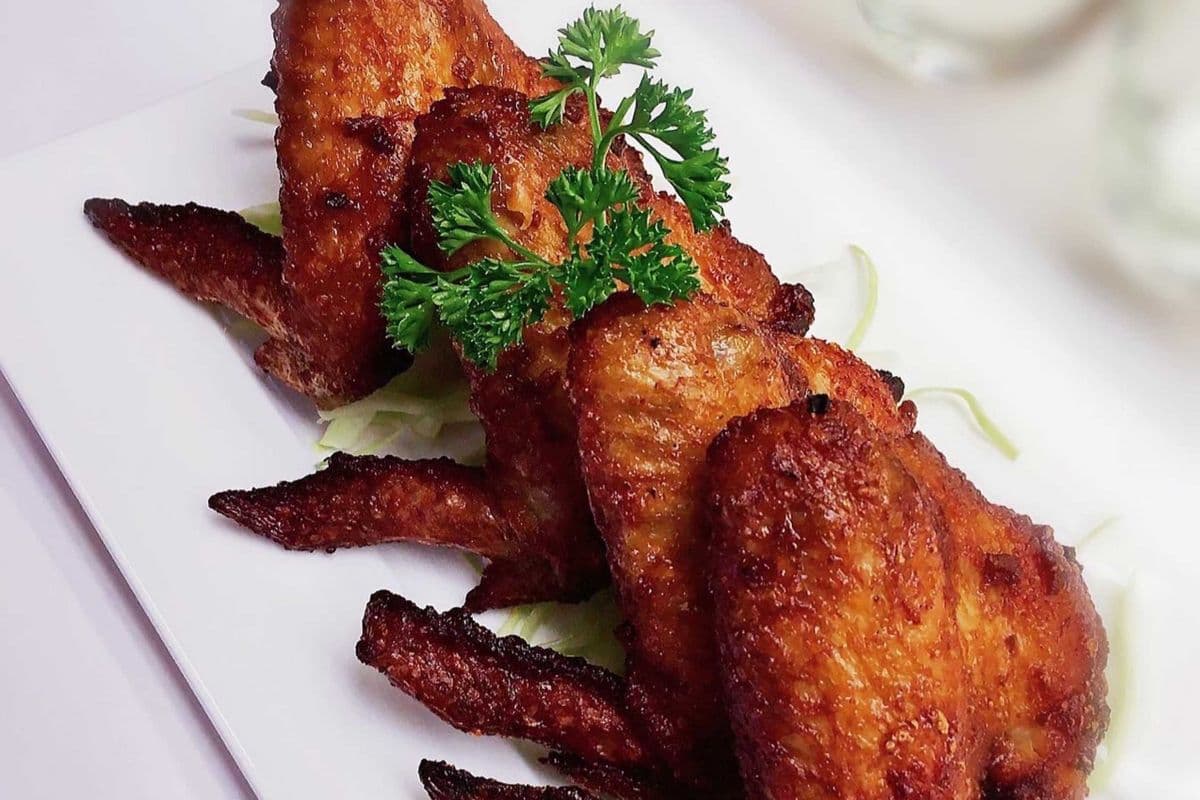 Crispy Garlic Chicken Wings