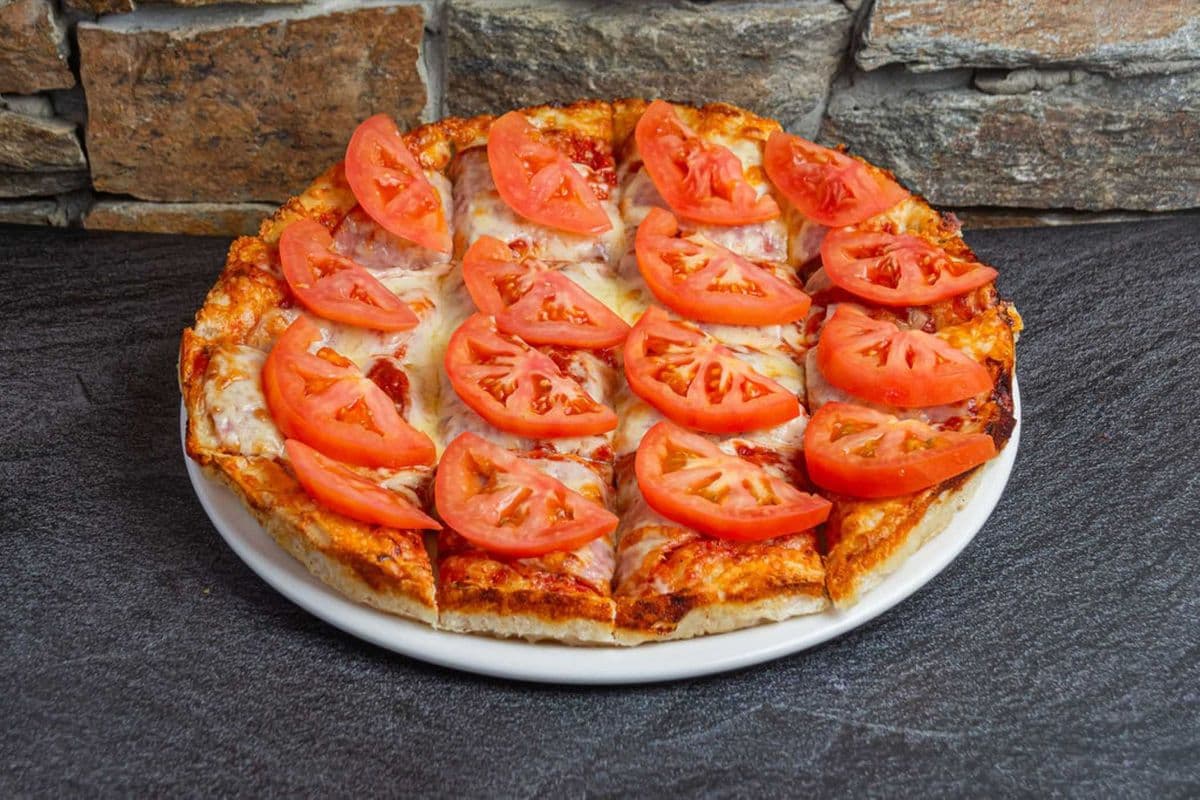 #23 8" Small Fresh Tomato Classic Pizza