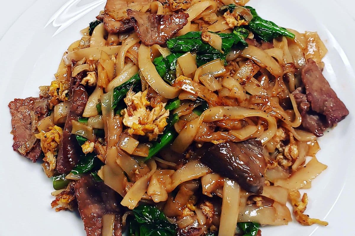 Pad See Ewe Beef