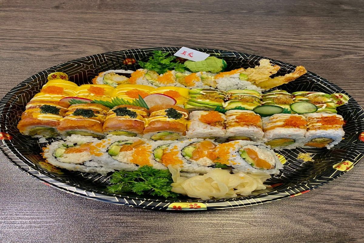 F17 Real Love Sushi Party Platter (Small) *take out only*