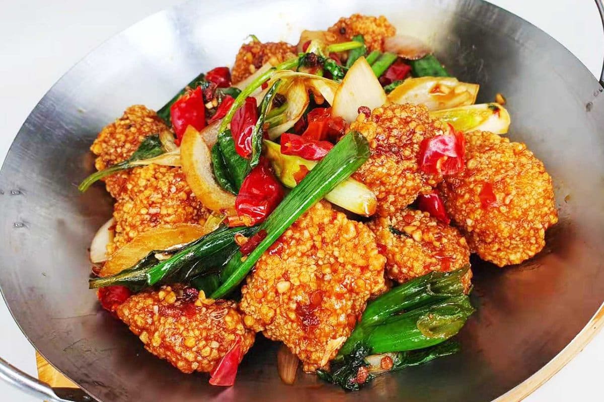 Griddle Spicy Squid 干鍋魷魚酥