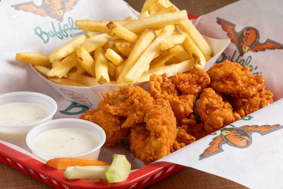 8 Boneless Wings Meal