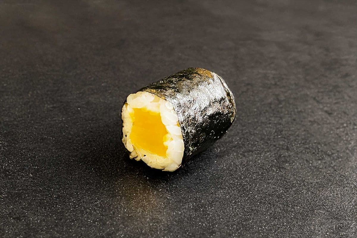 Oshinko Maki (Pickled radish)