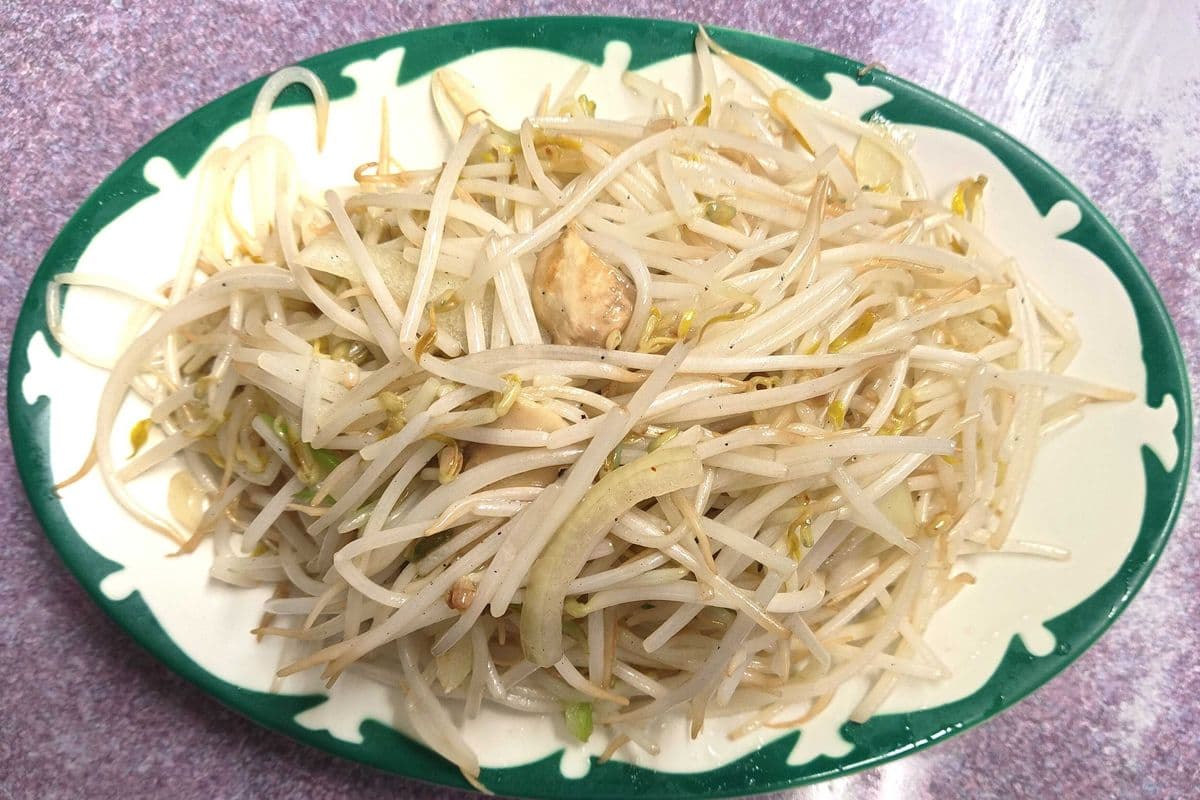 E002. Chicken Chow Suey