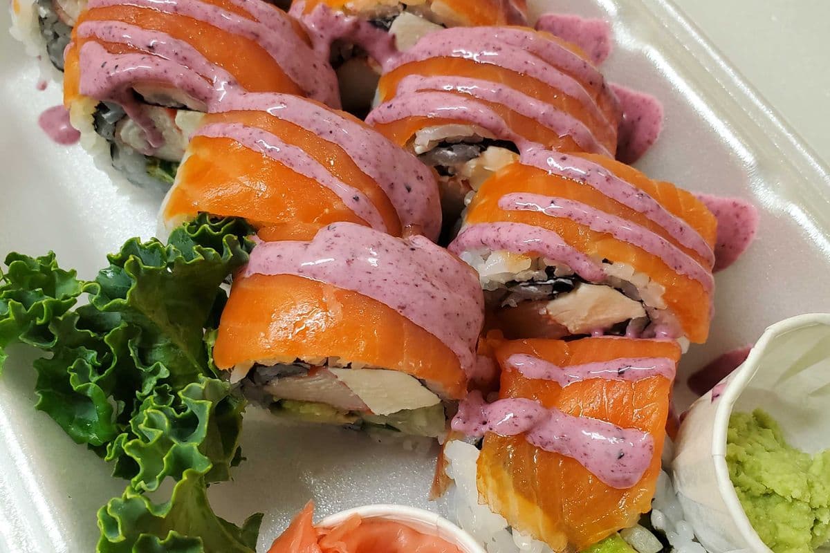 SR18. Smoke Philly Roll (8 pcs)