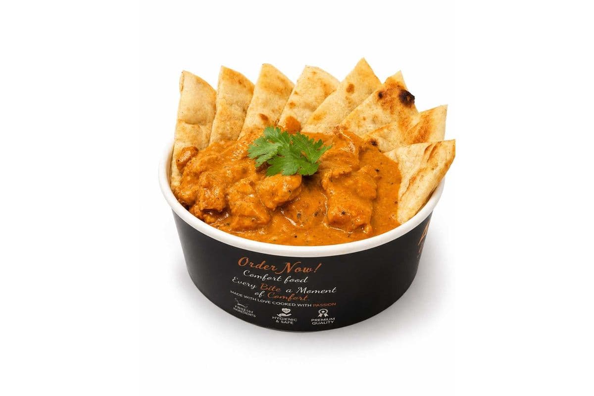 Butter chicken on naan