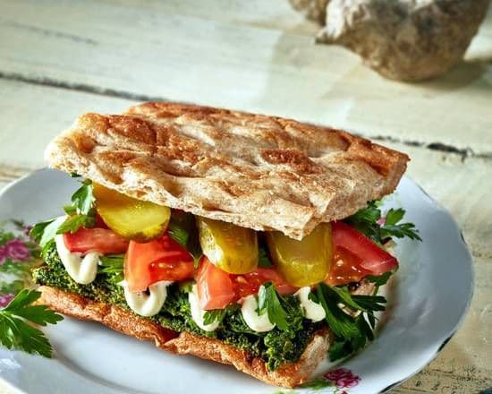 Sandwich Koukou aux épinards / Spinach Koukou Sandwich