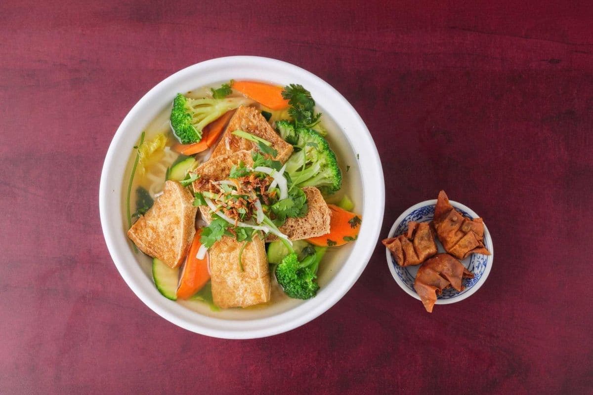 29. Pho chay